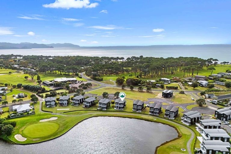 Photo of property in 28/101 Harbour Drive, Matarangi, Whitianga, 3592