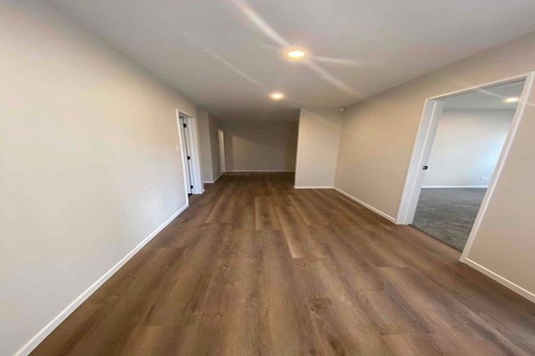 Photo of property in 24 Bendridge Street, Flat Bush, Auckland, 2019