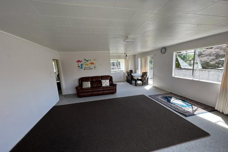 Photo of property in 2/54 Ambler Avenue, Glen Eden, Auckland, 0602
