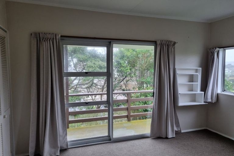 Photo of property in 37 Awatea Street, Ranui, Porirua, 5024