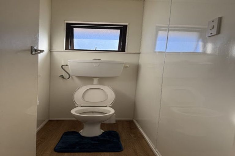 Photo of property in 20a Kenley Place, Avondale, Auckland, 1026