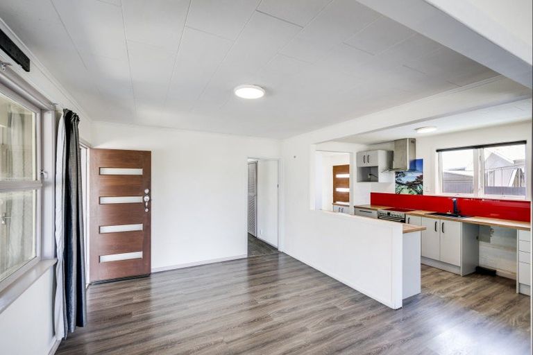 Photo of property in 44 Coventry Avenue, Tamatea, Napier, 4112