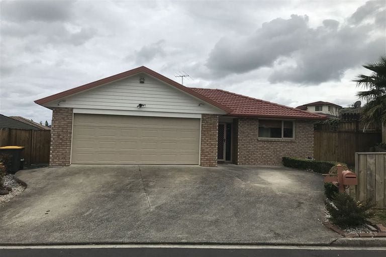Photo of property in 4 Nykki Place, Papakura, 2110