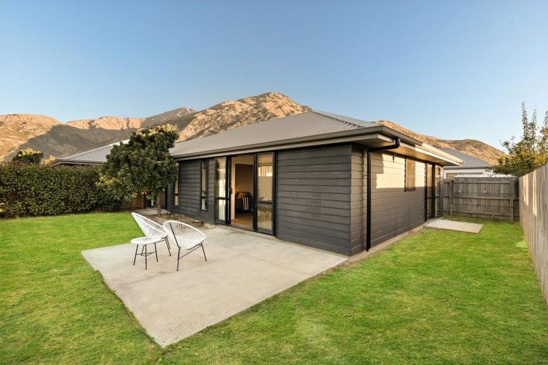 Photo of property in 39 Jones Avenue, Lower Shotover, Queenstown, 9304