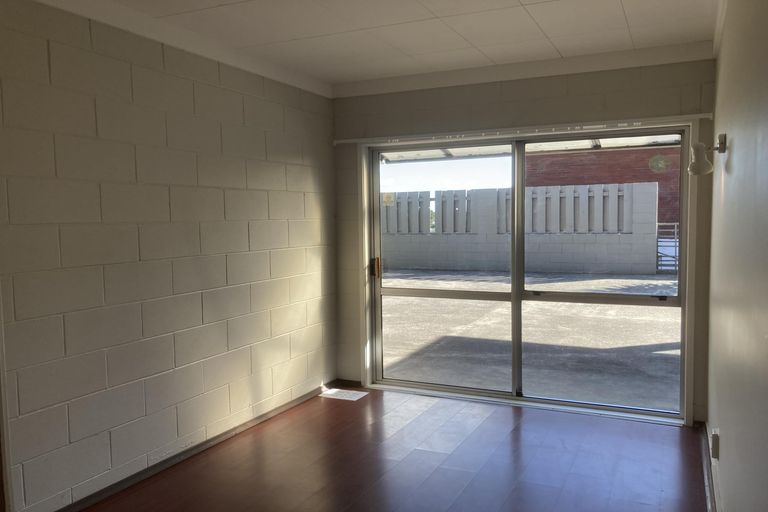 Photo of property in 75 Gossamer Drive, Pakuranga Heights, Auckland, 2010