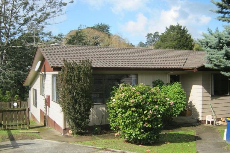 Photo of property in 36 Vandeleur Avenue, Birkdale, Auckland, 0626
