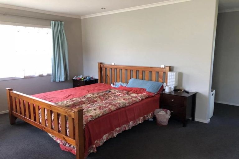Photo of property in 1 Capricorn Place, Browns Bay, Auckland, 0630
