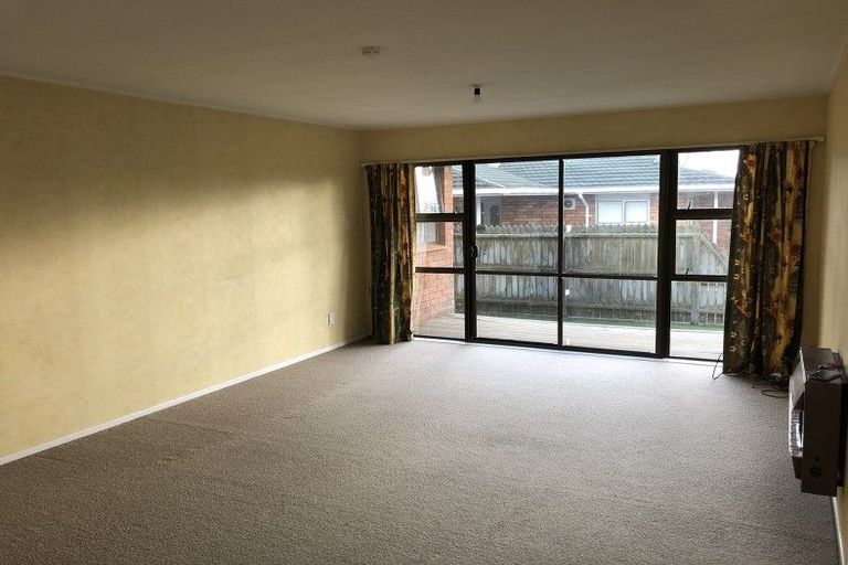 Photo of property in 22 Chippendale Crescent, Highbury, Palmerston North, 4412