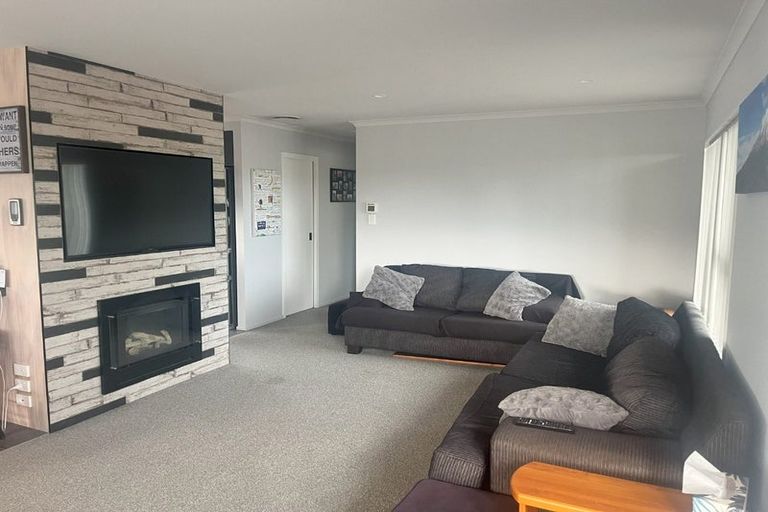 Photo of property in 30 Norwich Avenue, Spotswood, New Plymouth, 4310