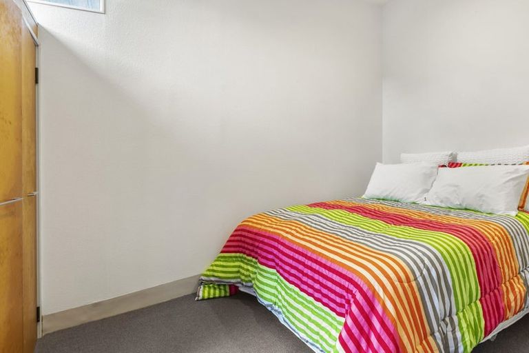 Photo of property in 2/112 Mairangi Road, Wilton, Wellington, 6012