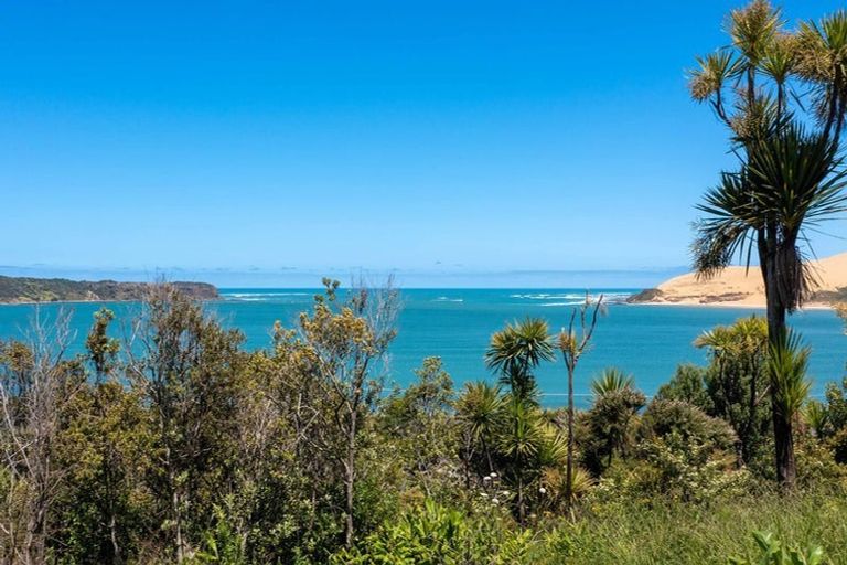 Photo of property in 27 Kokohuia Road, Omapere, Kaikohe, 0473