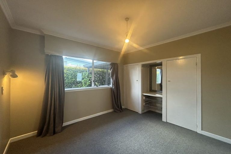 Photo of property in 6 Crichton Terrace, Hauraki, Auckland, 0622