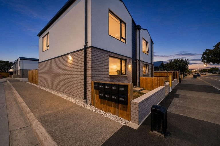 Photo of property in 5/112 Aldwins Road, Phillipstown, Christchurch, 8062