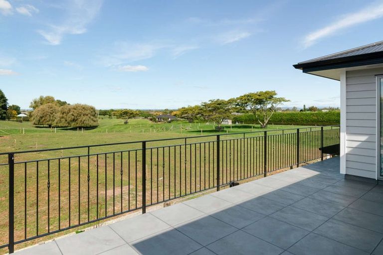 Photo of property in 60b Wilson Road South, Paengaroa, 3189