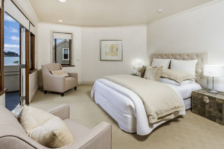 Photo of property in 3a Holiday Road, Milford, Auckland, 0620