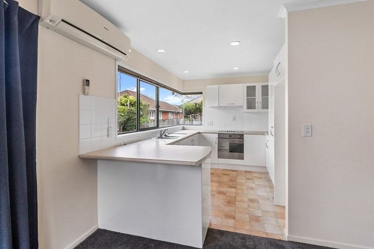 Photo of property in 17a Fairleigh Avenue, Mount Albert, Auckland, 1025