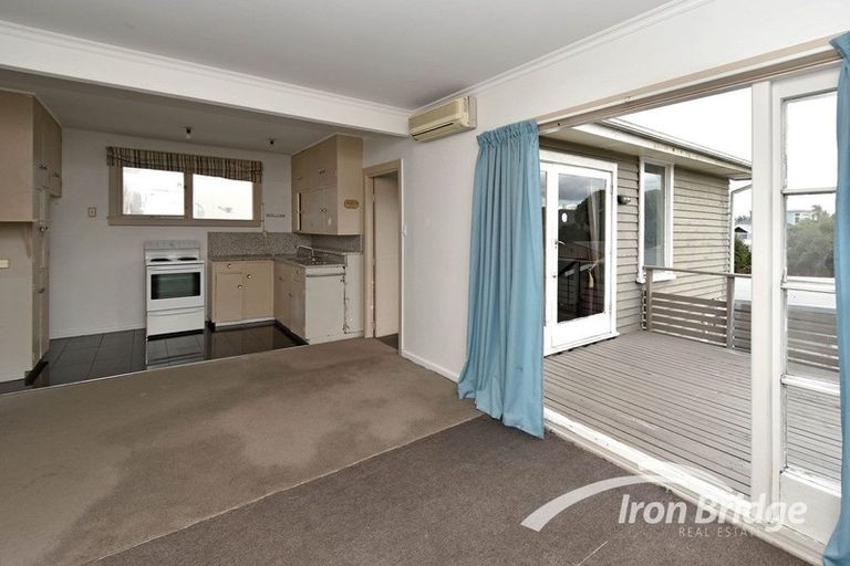Photo of property in 266 Marine Parade, New Brighton, Christchurch, 8061