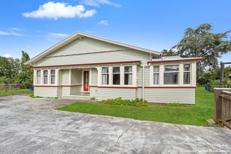 Photo of property in 10 Kensington Road, Marton, 4710