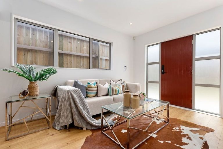 Photo of property in 43b Hamilton Road, Cambridge, 3434