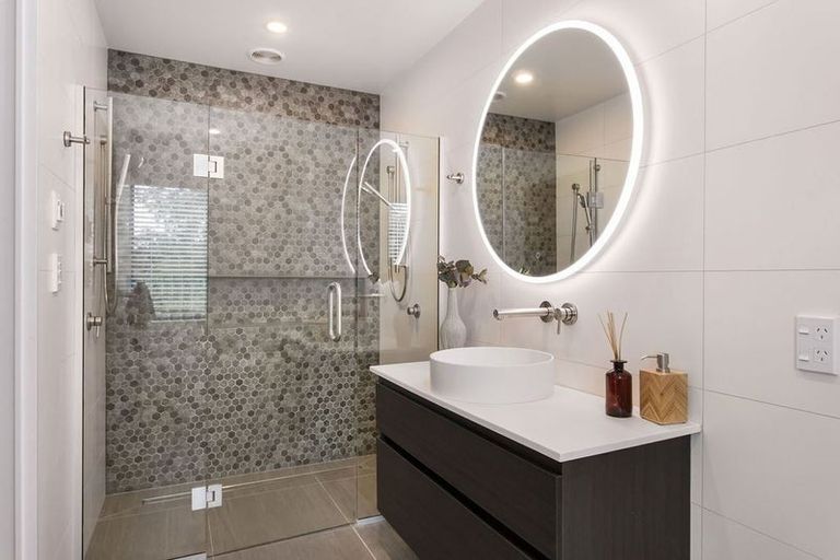 Photo of property in 42 Meadow Street, Papanui, Christchurch, 8052