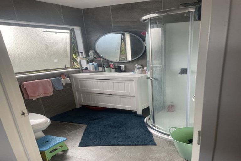 Photo of property in 43 Ponderosa Drive, Oteha, Auckland, 0632