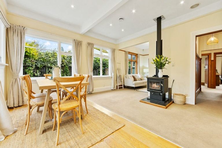 Photo of property in 38 Corson Avenue, Beckenham, Christchurch, 8023