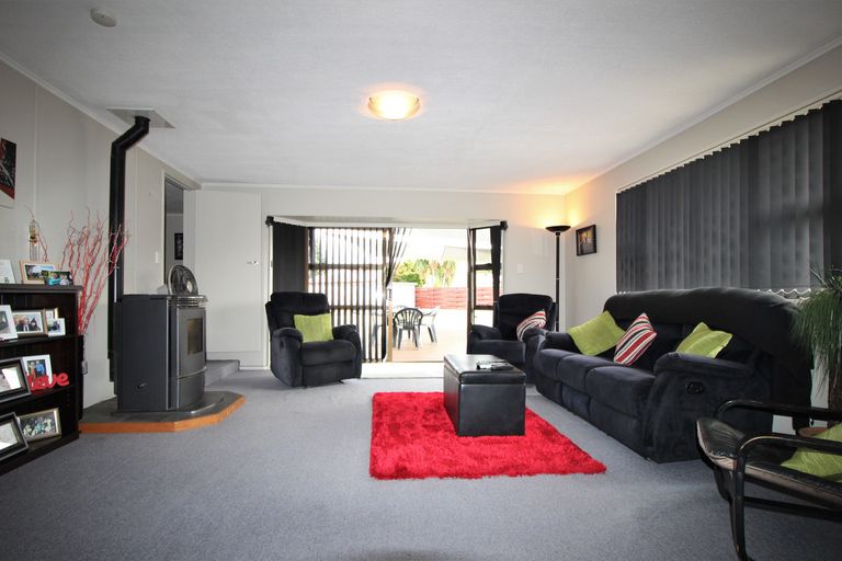 Photo of property in 8 Winston Place, Alexandra, 9320