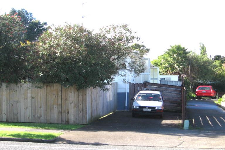 Photo of property in 2/360 Bucklands Beach Road, Bucklands Beach, Auckland, 2012