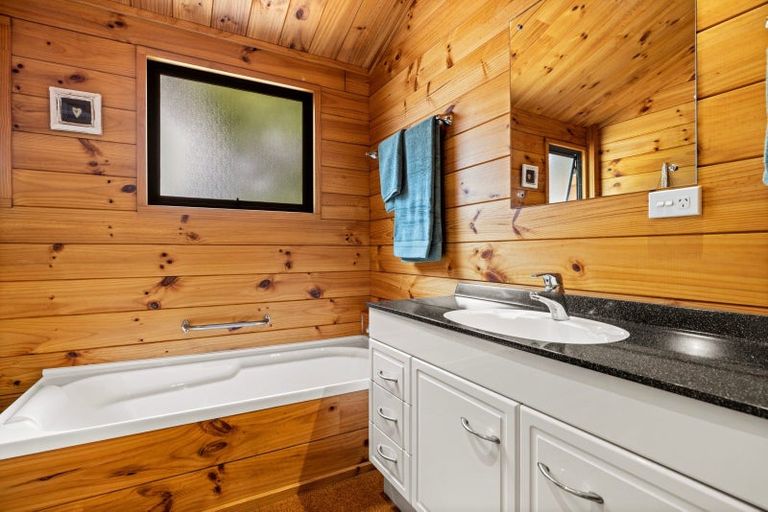 Photo of property in 46 Te Ngaio Road, Mount Maunganui, 3116