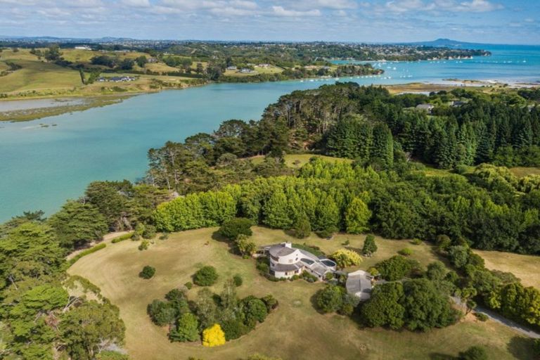 Photo of property in 112 Potts Road, Whitford, Howick, 2571