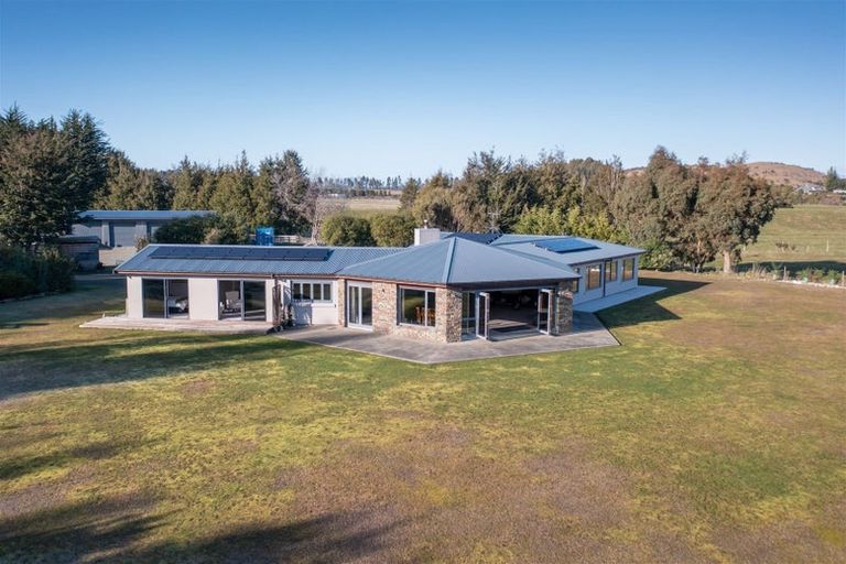 Photo of property in 454b Te Anau Milford Highway, Te Anau, 9679