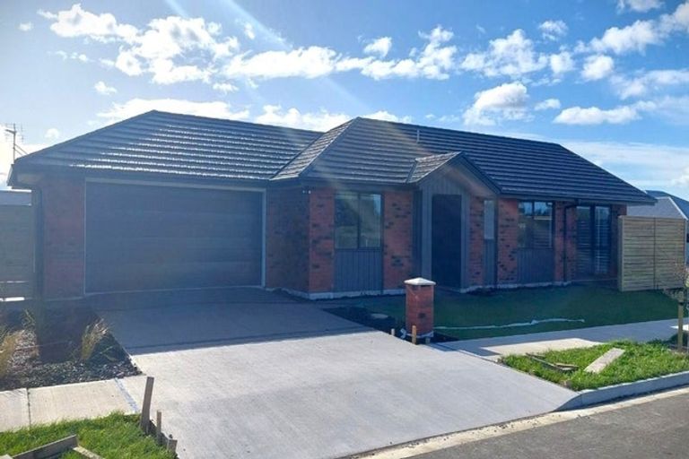 Photo of property in 15 Woodford Avenue, Woodend, 7610