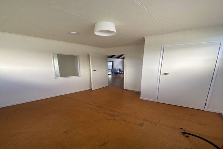Photo of property in 52b Kirk Street, Otaki, 5512