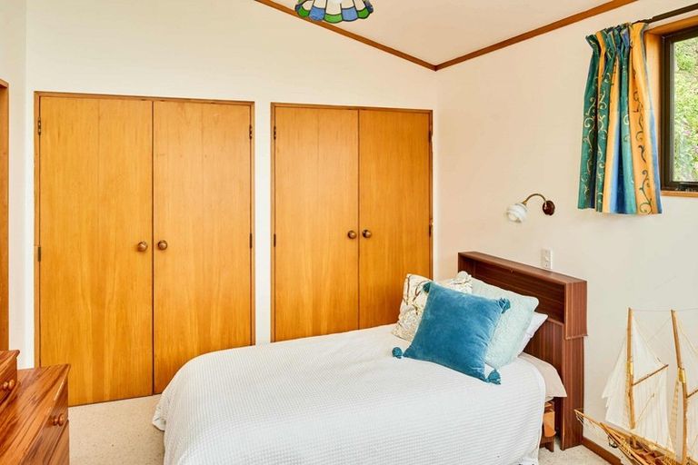 Photo of property in 16 Moana Road, Plimmerton, Porirua, 5026