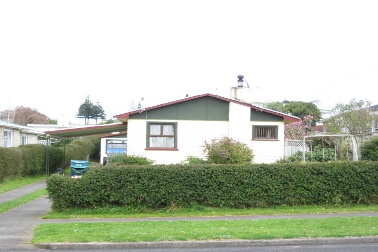 Photo of property in 39 Wynyard Street, Bell Block, New Plymouth, 4312