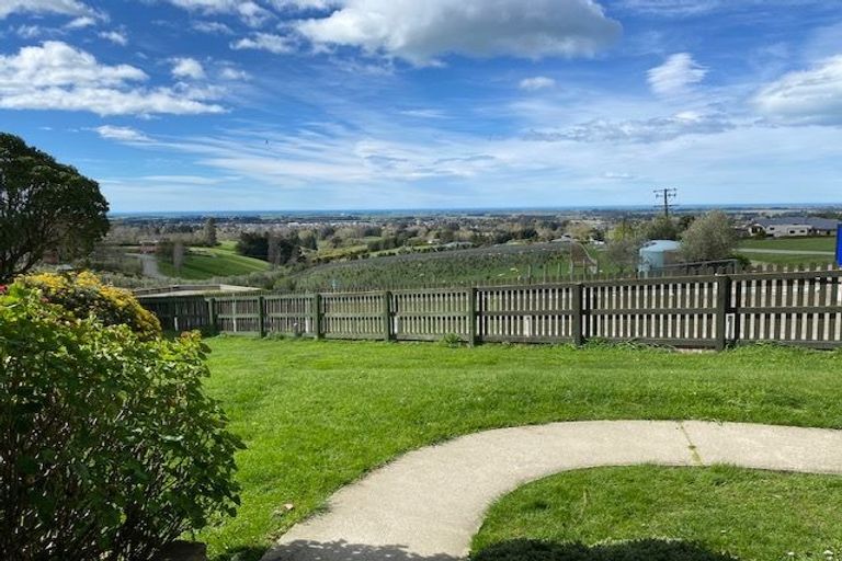 Photo of property in The Vines, 228 Point Bush Road, Waimate, 7979