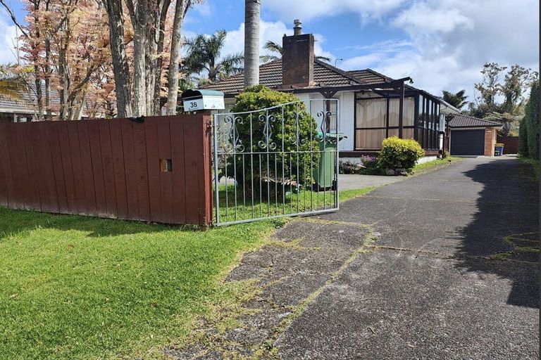 Photo of property in 38 Durham Street, Te Atatu Peninsula, Auckland, 0610