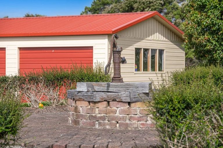 Photo of property in 319e Wishart Road, Helensville, 0875