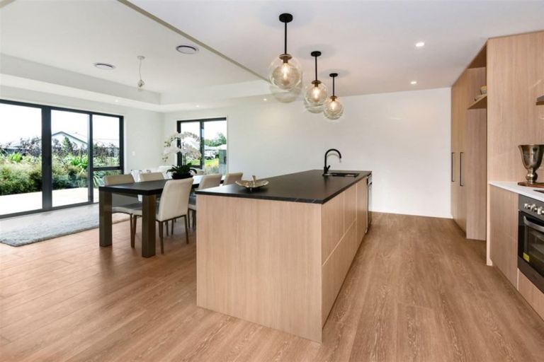 Photo of property in 12 Eaton Place, Lincoln, 7608