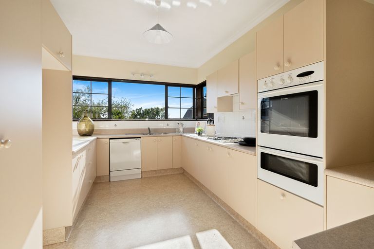 Photo of property in 50 Penruddock Rise, Westmorland, Christchurch, 8025