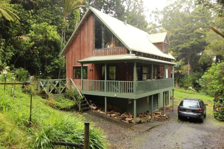 Photo of property in 108 Hinau Road, Waimauku, 0881