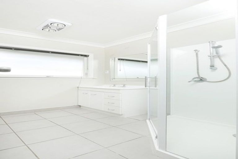 Photo of property in 6 Redbridge Lane, Sydenham, Christchurch, 8023