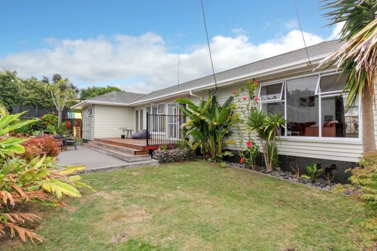 Photo of property in 3 Gordon Street, Glen Avon, New Plymouth, 4312