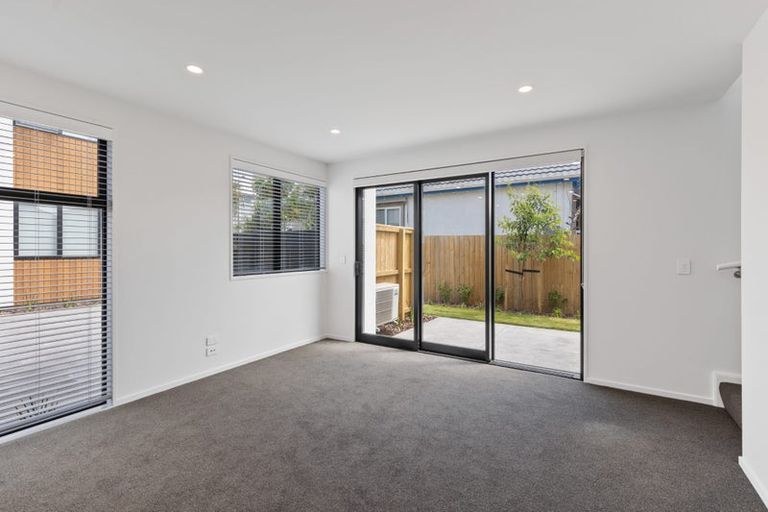 Photo of property in 2/14 Crohane Place, Addington, Christchurch, 8024