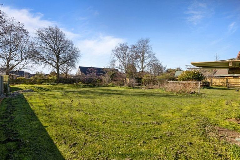 Photo of property in 6g Swithland Place, Avonhead, Christchurch, 8042