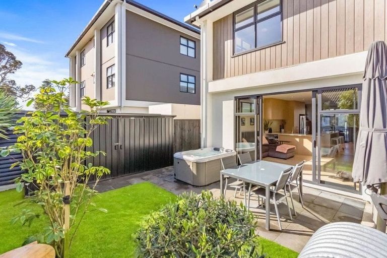 Photo of property in 392a Hibiscus Coast Highway, Orewa, 0931