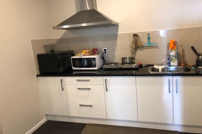 Photo of property in 589a Great South Road, Rosehill, Papakura, 2113