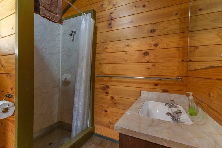 Photo of property in 221 Russell Bruce Place, Onemana, Whangamata, 3691