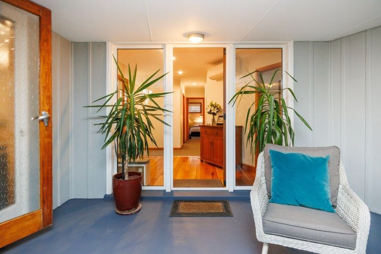 Photo of property in 46 Churchill Avenue, Hokowhitu, Palmerston North, 4410