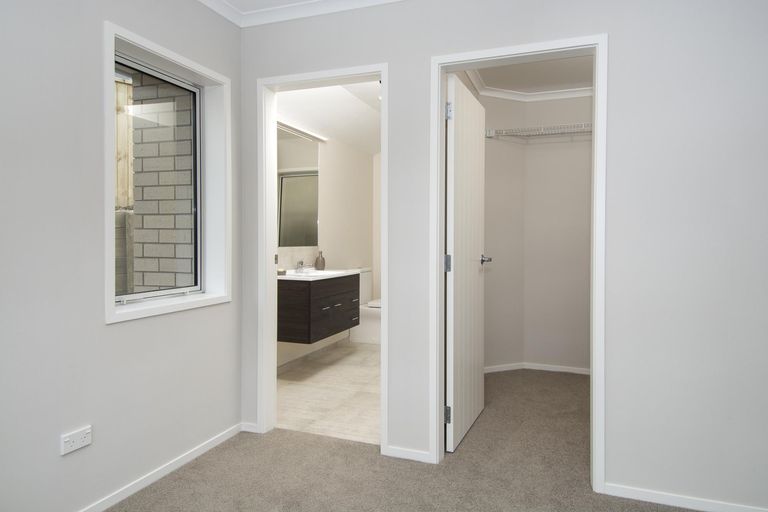 Photo of property in 317 Lakes Boulevard, Pyes Pa, Tauranga, 3112